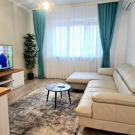 Moma Central Oradea Ngoại thất bức ảnh